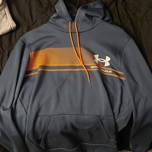 Men’s Under Armour Hoodie (S)